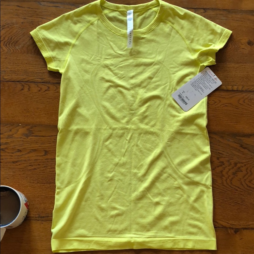 NWT Lululemon Swifty Tech SS